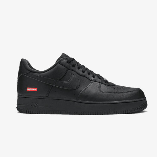 NIKE AIR FORCE 1 - SUPREME BLACK